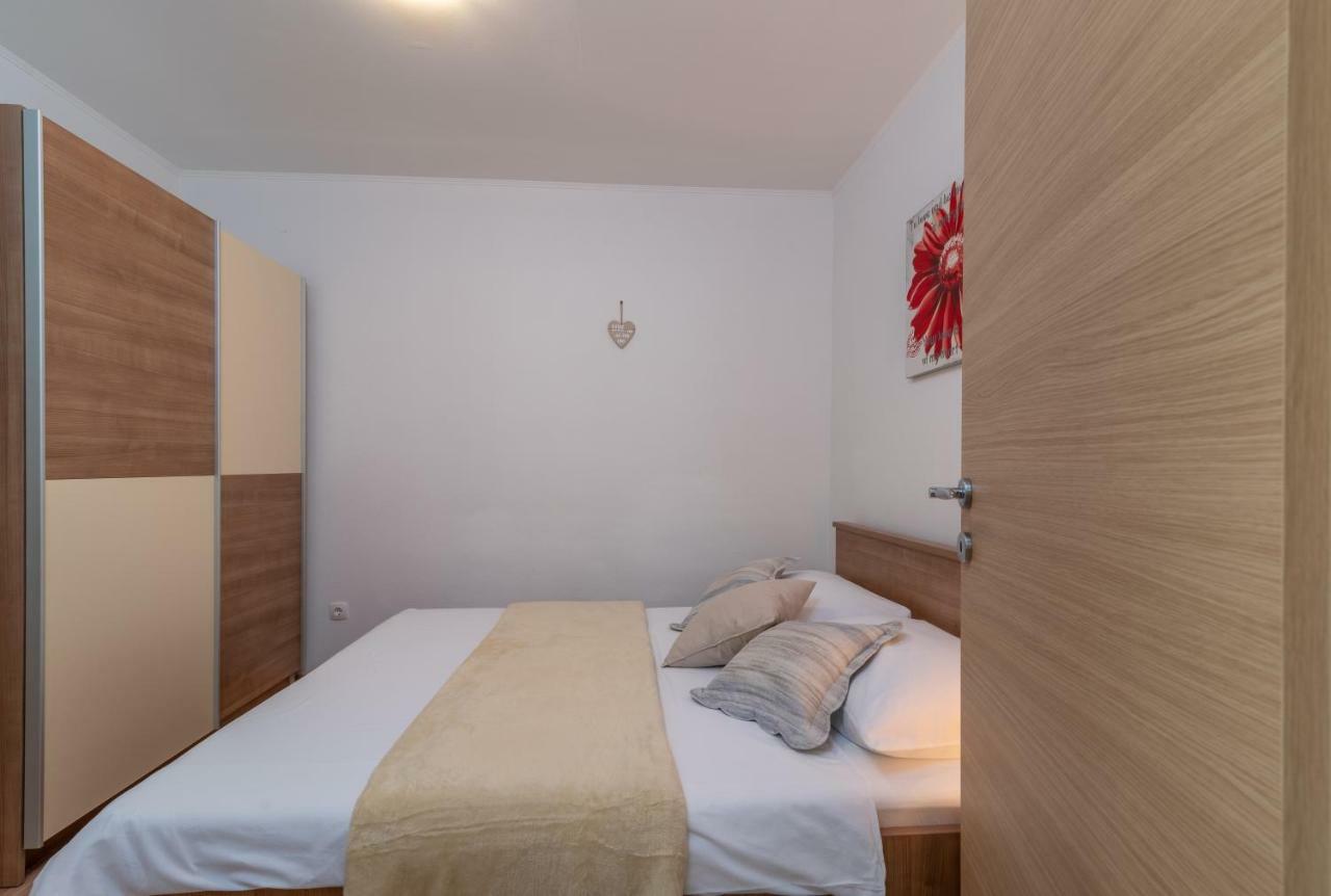 Apartment Nives Trogir Extérieur photo