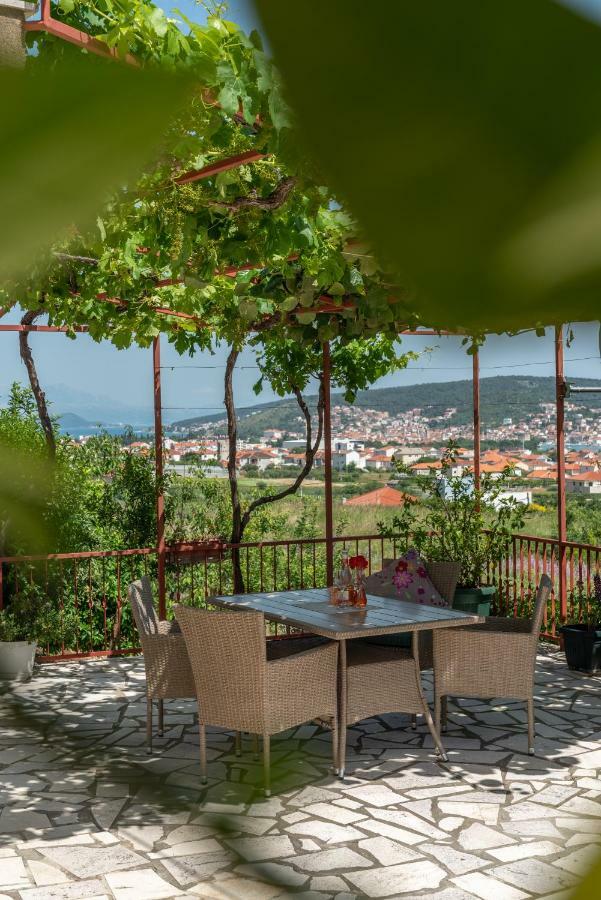 Apartment Nives Trogir Extérieur photo